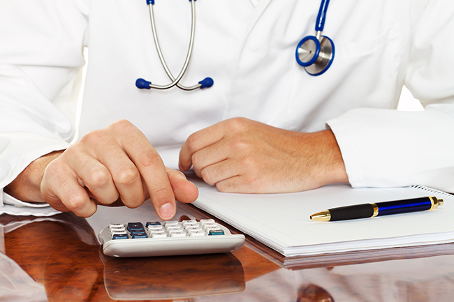 manage account receivable in medical billing