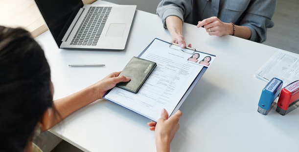 Managing Healthcare Expenses Together Using Patient Payment Portals The benefits and challenges of patient payment portals for medical billing